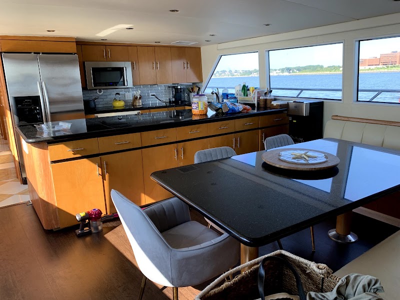 Sunset Yacht Rentals - Sunset Yacht Rentals Quincy, MA 02171, USA