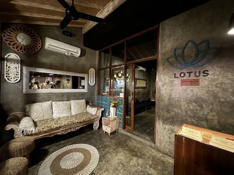 Lotus Massage Therapy Echo - Lotus Massage Therapy Echo Jl. Batu Mejan Canggu, Canggu, Kec. Kuta Utara, Kabupaten Badung, Bali 80351, Indonesia