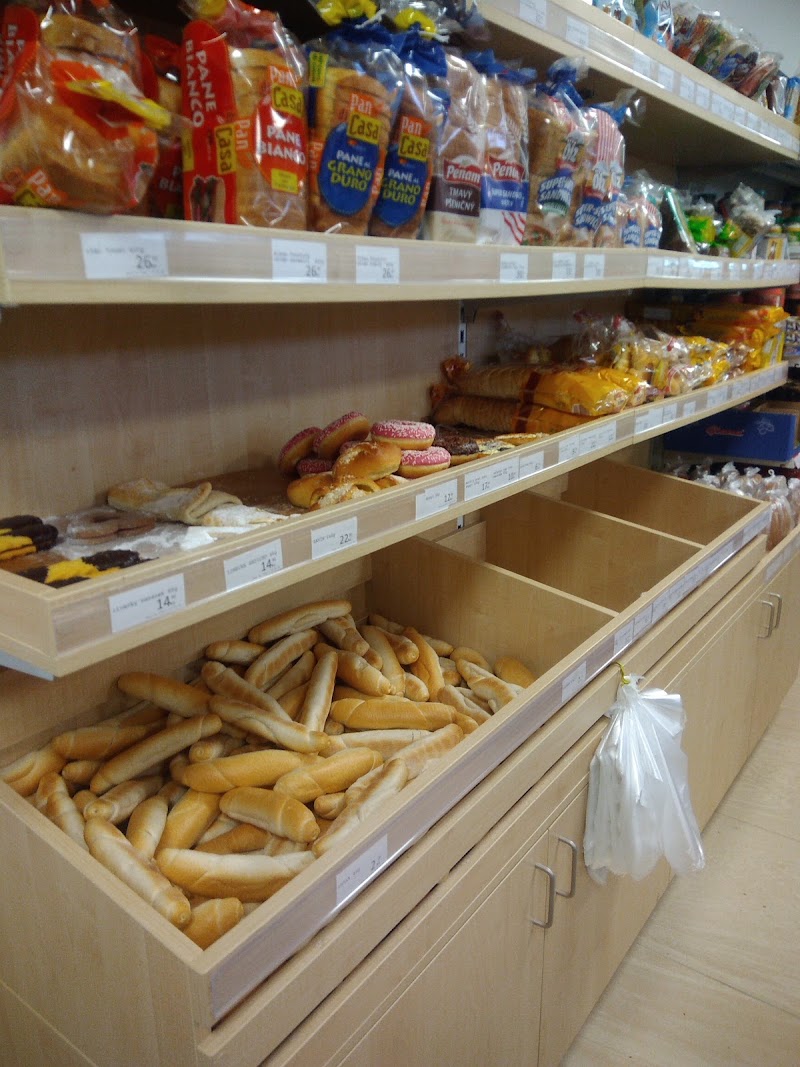 Family Market - Family Market Parléřova 592/15, Střešovice, 169 00 Praha-Praha 6, Czechia