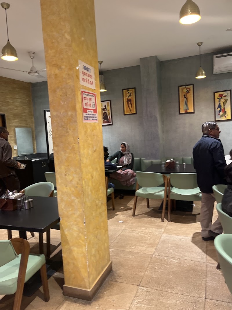 Dhaba King ( A pure Veg family Dhaba) - Dhaba King ( A pure Veg family Dhaba) Celebration Mall, opposite Callsito Bar, Pulla Bhuwana, Bhuwana, Rajasthan 313001, India