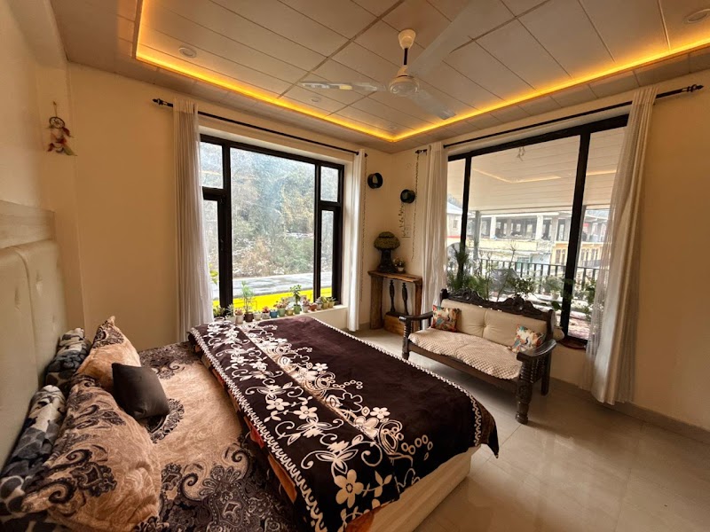 Suri Homestay