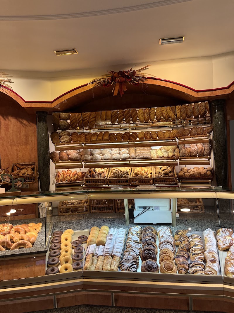 Bäckerei Wolfgang Vogl - Bäckerei Wolfgang Vogl Dorfpl. 2, 5203 Köstendorf bei Salzburg, Austria