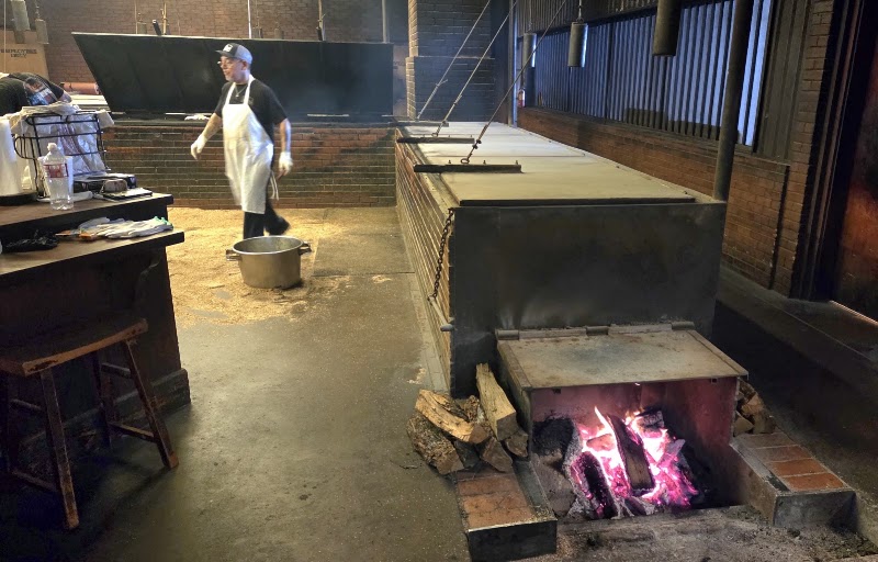 Kreuz Market - Kreuz Market, 619 N Colorado St, Lockhart, TX 78644, USA