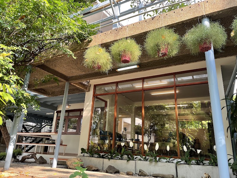 Y Prepper - Y Prepper, 35 Soi Sukhumvit 16, Khwaeng Khlong Toei, Khet Khlong Toei, Krung Thep Maha Nakhon 10110, Thailand