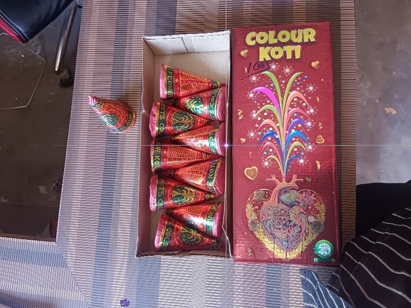Ratna fire / Ratna Fireworks, Thok Fataka Dukan - Ratna fire / Ratna Fireworks, Thok Fataka Dukan, P6F5+3JJ, Balod, Chhattisgarh 491226, India