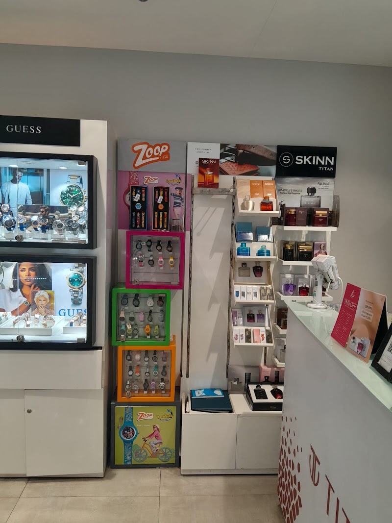 Titan World - MGF Metropolitan Mall, Gurugram - Titan World - MGF Metropolitan Mall, Gurugram Shop No Ground Floor, MGF Metropolitan Mall, 67-68, Mehrauli-Gurgaon Rd, near Bata Showroom, DLF Phase 2, Sector 25, Gurugram, Haryana 122009, India