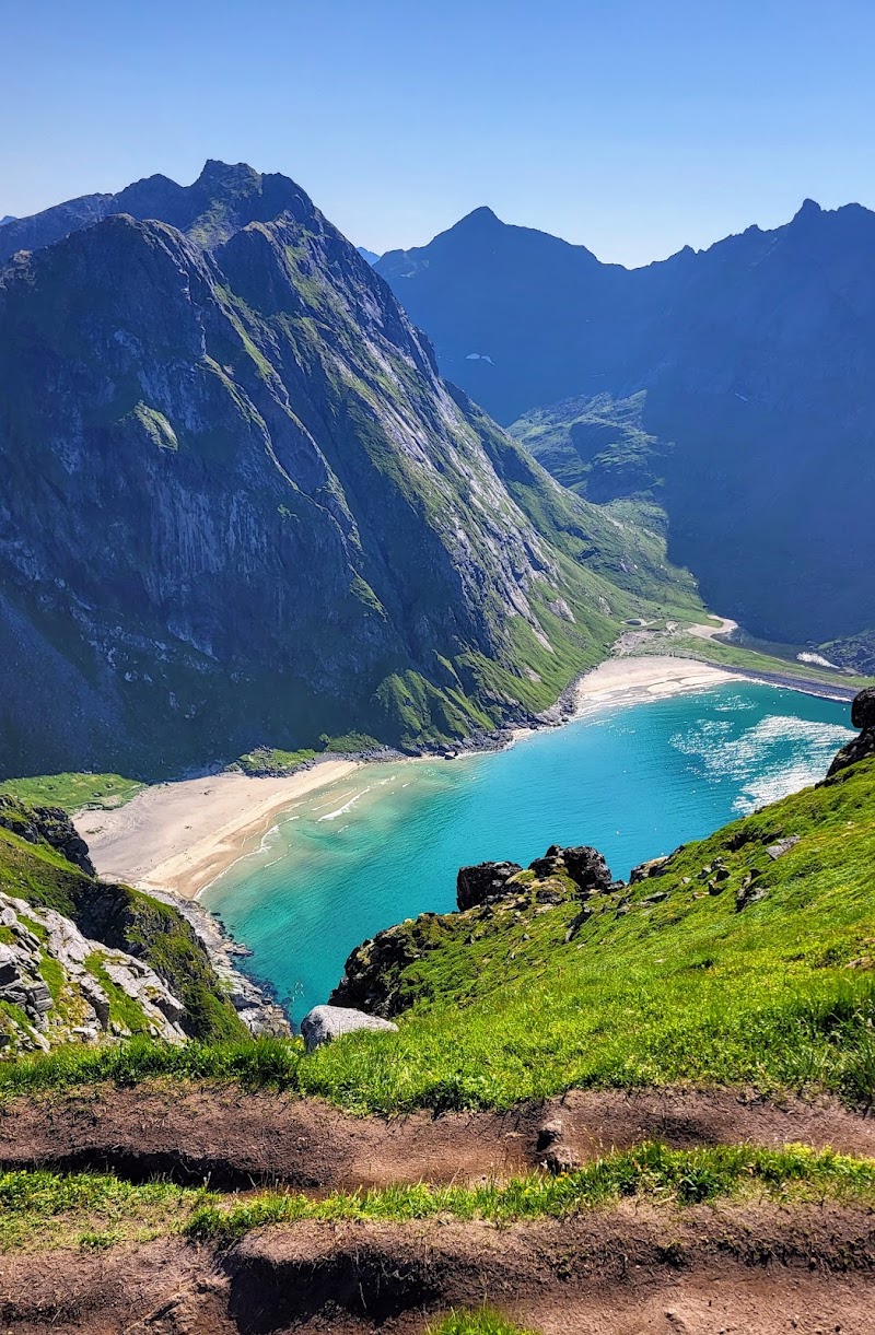 Innersand Parking - Innersand Parking, Fv806 3-7,8387, 8387 Fredvang, Norway