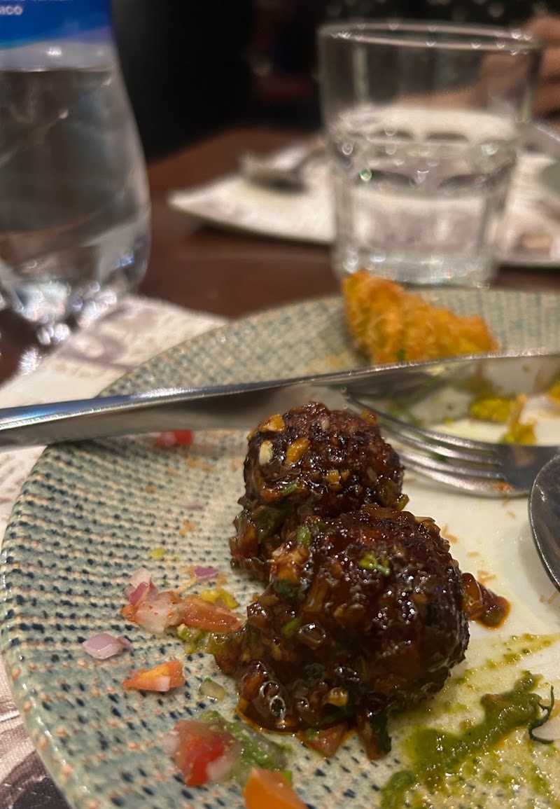 Mantra Dining Bar - Mantra Dining Bar Powai Plaza, Hiranandani Gardens, Sainath Nagar, Powai, Mumbai, Maharashtra 400076, India