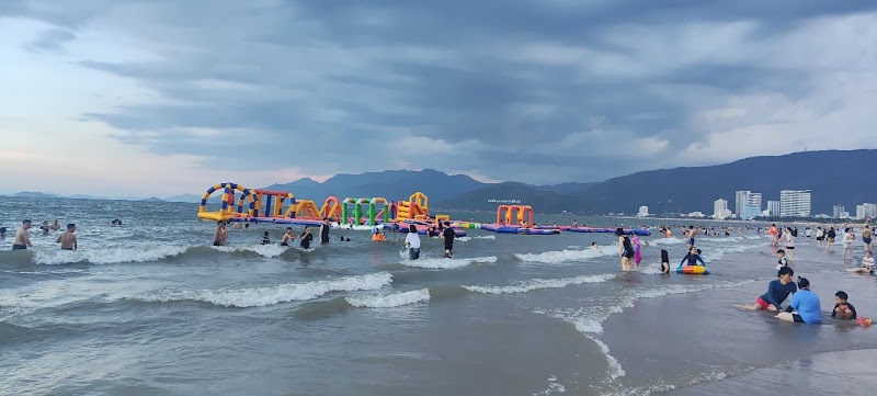 Bãi biển Quy Nhơn-Tượng đài chiến thắng - Bãi biển Quy Nhơn-Tượng đài chiến thắng, Q69M+VQJ, Bãi biển, Quy Nhơn, Gia Lai, Vietnam