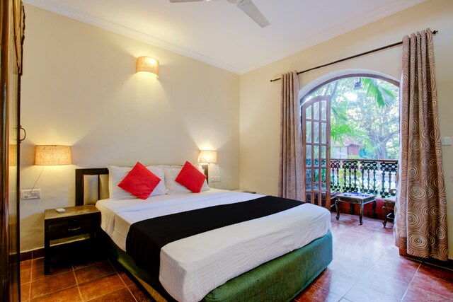 Capital O 322 Sea Breeze Candolim - Capital O 322 Sea Breeze Candolim, Opp Village Panchayat Murrod, Candolim, Goa, Candolim, Goa 403515, India