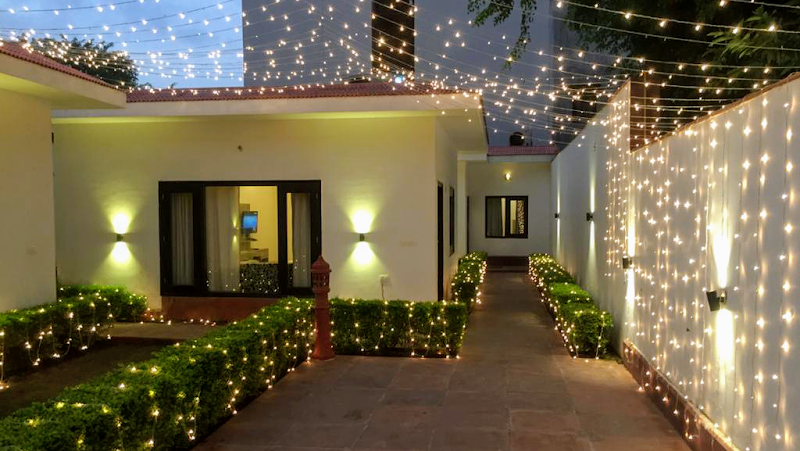 R Cottage Studio Apartments- Mini Retreat Near New Delhi Airport