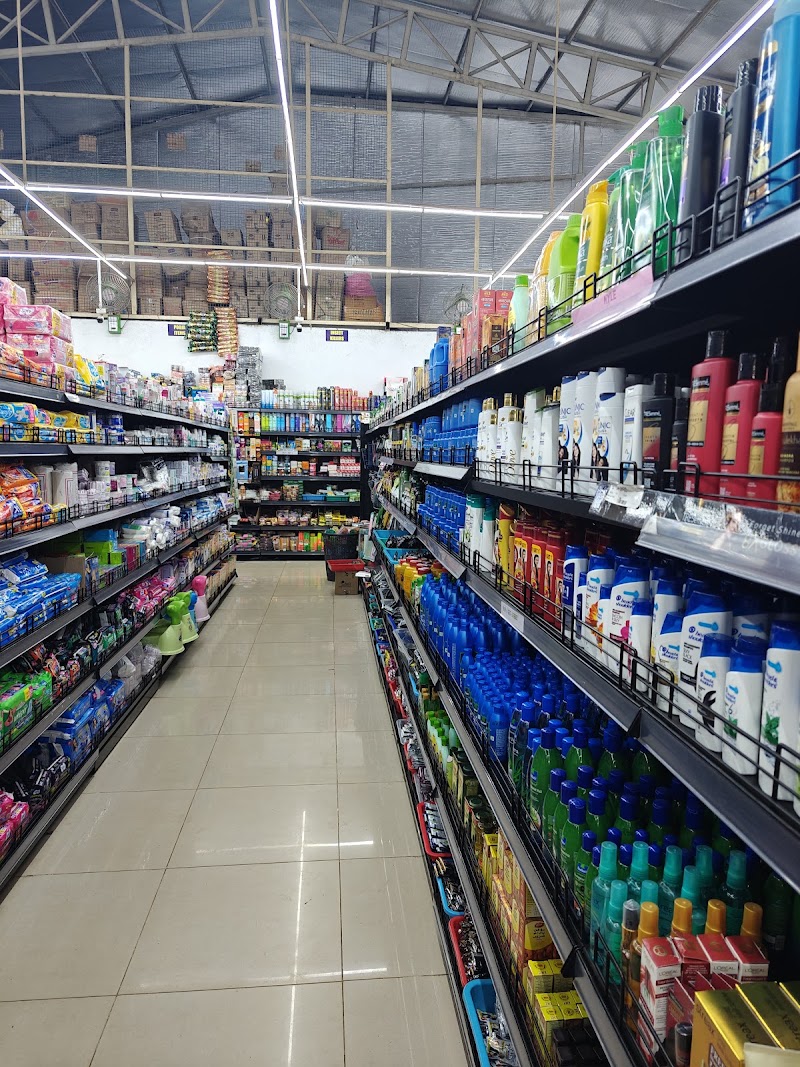 Super point wholesale - Super point wholesale WQQG+QRR, BM Rd, Sakleshpura, Karnataka 573134, India
