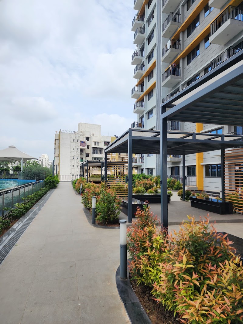T45 Gold Towers, Amanora Park Town