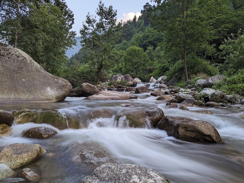 Tirthan River Mount View - Tirthan River Mount View Tirthan Valley Village Rikhli, P.o. Gushaini, Teh, Banjar, Chippni, Himachal Pradesh 175123, India