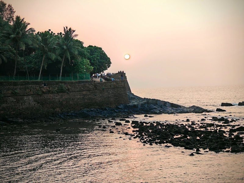 Sinquerim Fort - Sinquerim Fort FQX8+9GH, Candolim, Goa, India