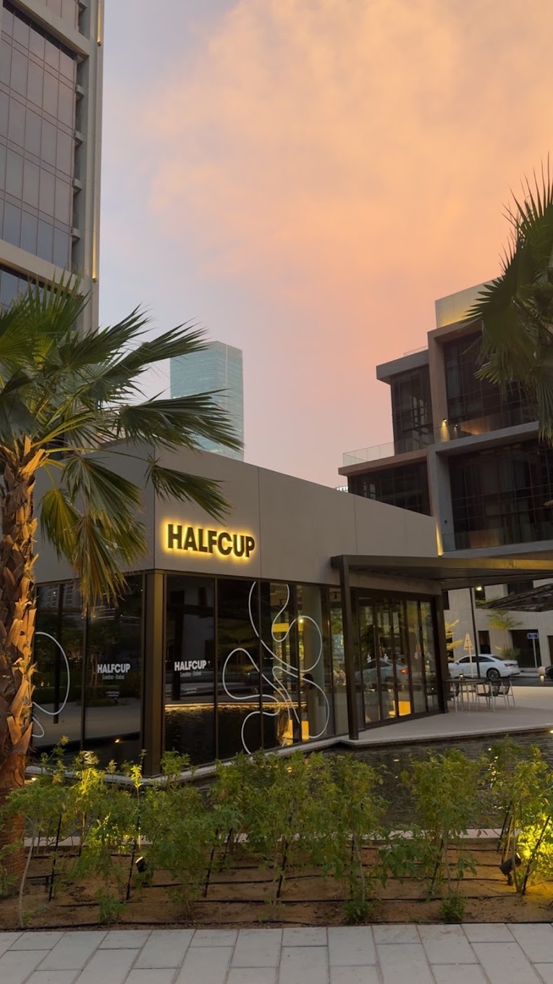 HALFCUP BUSINESS BAY