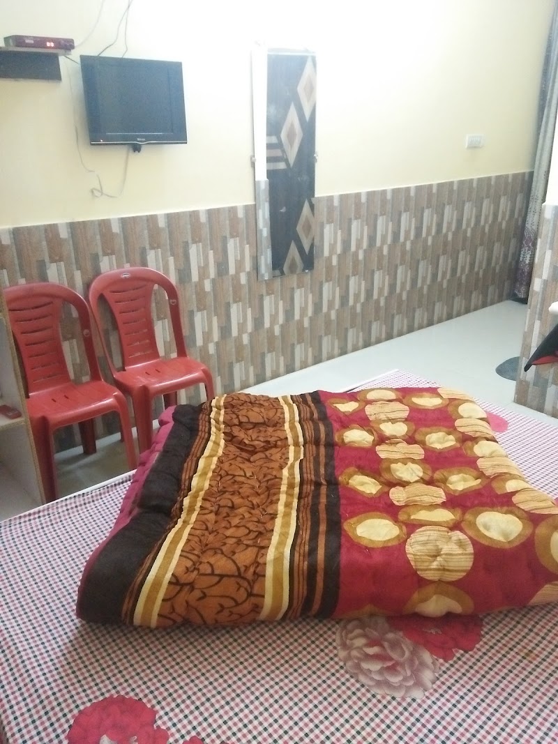 Hotel Poonam Mahal - Hotel Poonam Mahal, Kh. No. 304/1, N.H-75 , Toriya Tek, Khajuraho, Madhya Pradesh 471101, India