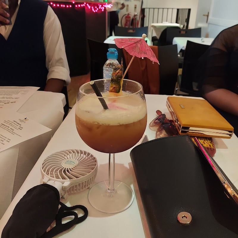 Barry's Bar - Barry's Bar, 91 Norwood High St, Norwood, London SE27 9JS, UK
