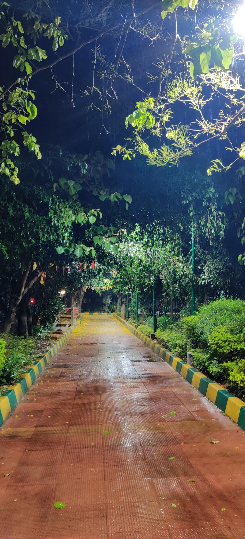 Dhanvanthari Park - Dhanvanthari Park WH5Q+G47, Phase 2, 2nd Phase, J. P. Nagar, Bengaluru, Karnataka 560078, India