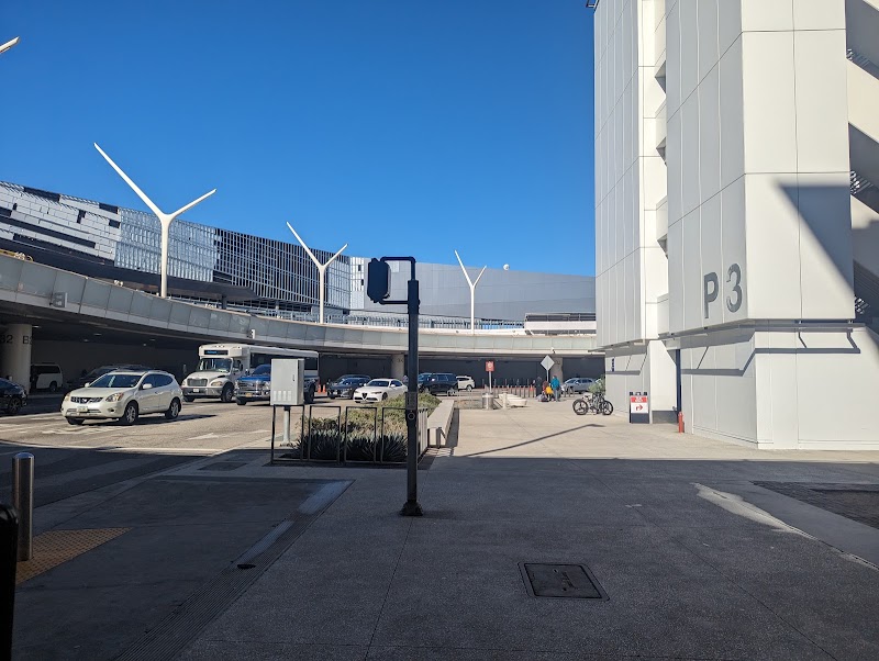 LAX P3 - LAX P3, 301 World Wy, Los Angeles, CA 90045, USA