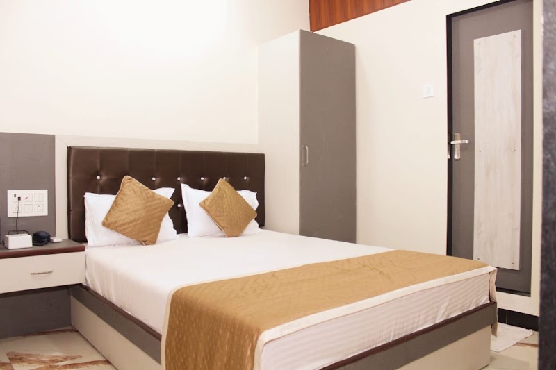 Hotel A.S. SUITE - Hotel A.S. SUITE D'Silva Baugh ,Near Asalpha Metro Station, Behind Nityan Resaturant & Bar ASALPHA, Badridham Welfare Society, Milind Nagar, Andheri East, Mumbai, Maharashtra 400084, India