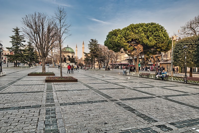 Sultanahmet Square - Sultanahmet Square, Binbirdirek, Sultan Ahmet Parkı No:2, 34122 Fatih/İstanbul, Türkiye