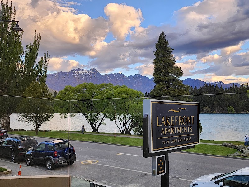Lakefront Apartments & Lodges - Lakefront Apartments & Lodges 26 Lake Esplanade, Queenstown 9300, New Zealand