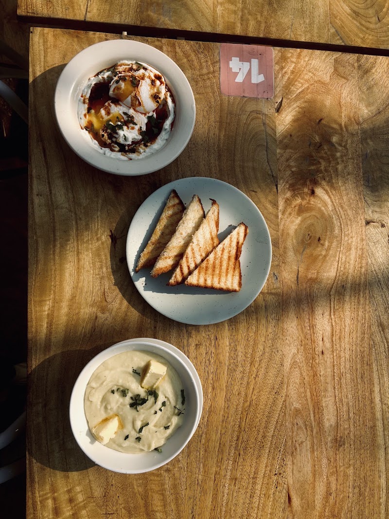 Rollers Cafe - Rollers Cafe Village: Katagla, Kasol, Himachal Pradesh Katagla, Kasol, Himachal Pradesh 175105, India