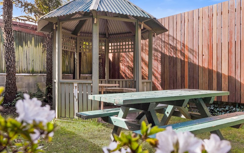 Blue Mountains Heritage Motel - Blue Mountains Heritage Motel 218-224 Katoomba St, Katoomba NSW 2780, Australia