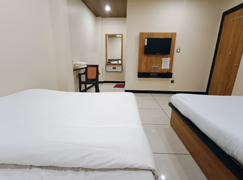 Hotel Shree Anadi Palace - Hotel Shree Anadi Palace 14, Suraj Nagar, Ujjain, Madhya Pradesh 456006, India