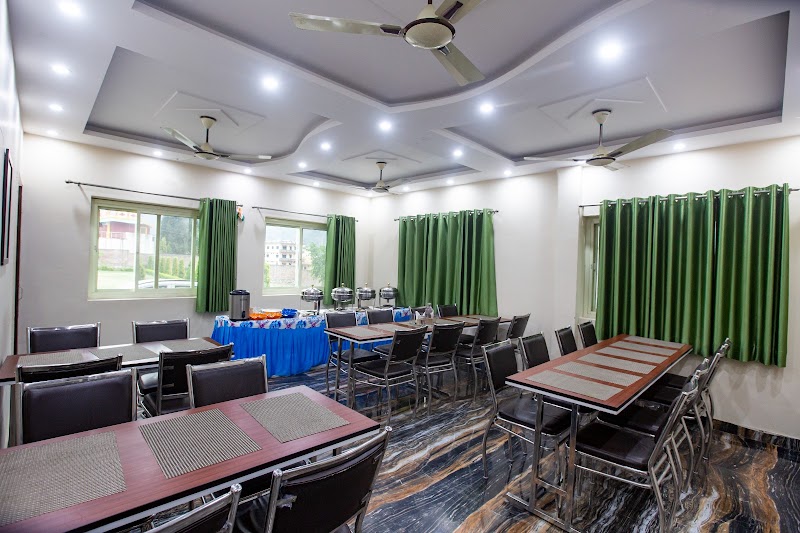 Hotel Tapovan Retreat, Tapovan, Rishikesh - Hotel Tapovan Retreat, Tapovan, Rishikesh, near Government Inter college, Tapovan, Rishikesh, Jonk, Uttarakhand 249192, India