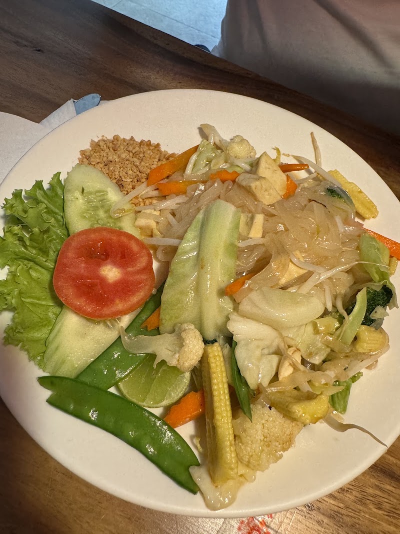 Ethos Vegetarian & Vegan Restaurant - Ethos Vegetarian & Vegan Restaurant 85/2 Thanon Tanao, Khwaeng Wat Bowon Niwet, Khet Phra Nakhon, Krung Thep Maha Nakhon 10200, Thailand