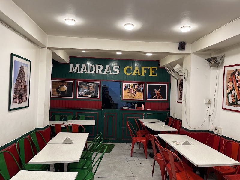 Madras Cafe - Madras Cafe 1, 65WQ+9R4 Ram Bagh, Log Huts Rd, Siyal, Manali, Himachal Pradesh 175131, India