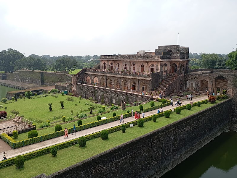 Jahaz Mahal Mandu Dhar - Jahaz Mahal Mandu Dhar, Jahaj Mahal, Jahaj Mahal Internal Rd, Sulibardi, Madhya Pradesh 454010, India
