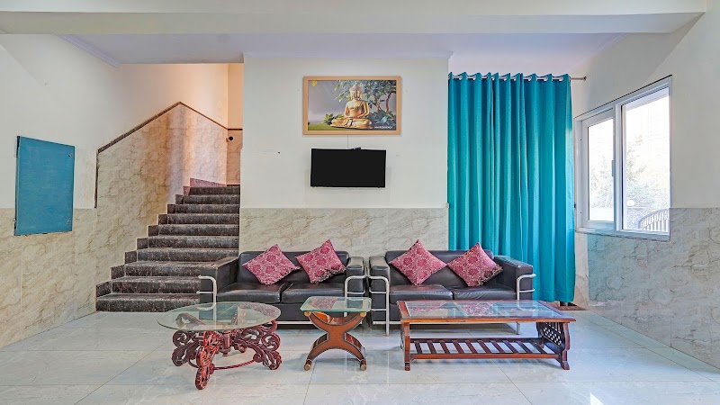 Fabhotel Hm Residency - Fabhotel Hm Residency BS, 32, Basai, Sector 70, Noida, Uttar Pradesh 201316, India