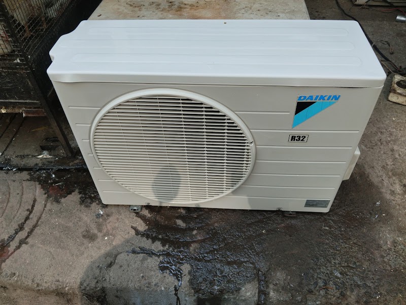old Ac buyer and seller - old Ac buyer and seller Shop number 2, opp. skyvistas, near Indian oil nagar, Indira Nagar, D.N.Nagar, Andheri West, Mumbai, Maharashtra 400053, India