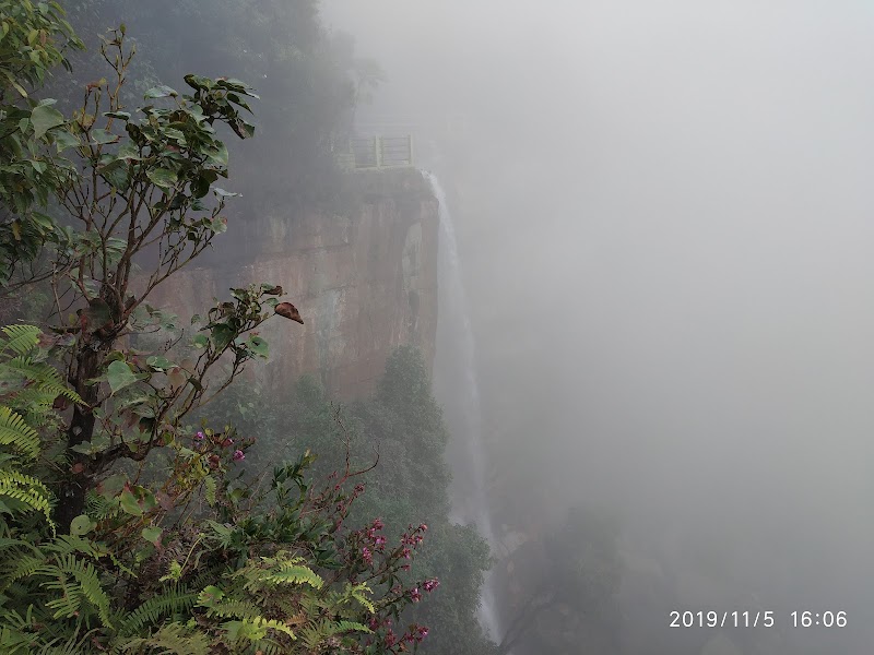 Wah-Kaba Falls - Wah-Kaba Falls 8P6M+J3F, Sohra, Meghalaya 793108, India