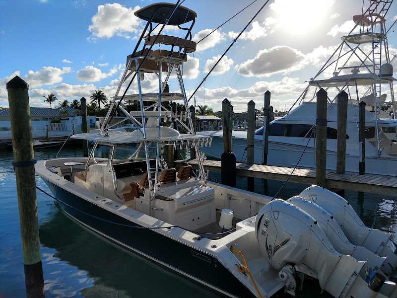 Jib Yacht Club & Marina - Jib Yacht Club & Marina 46 S Beach Rd, Tequesta, FL 33469, USA