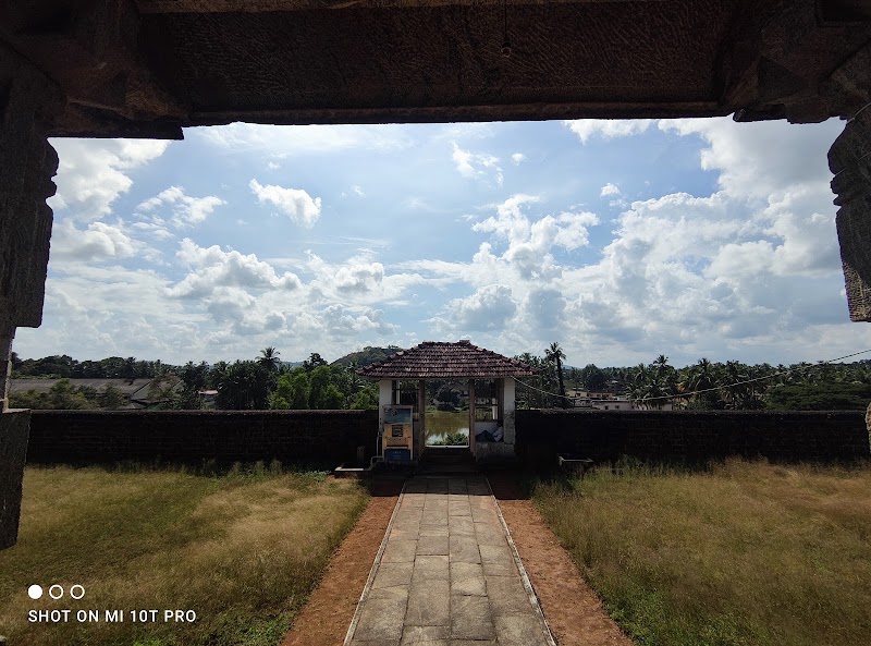 Shri Chaturmukha Jaina Basadi - Shri Chaturmukha Jaina Basadi, 6253+CXG, Market Rd, Karkala, Karnataka 574104, India