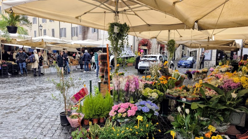 Campo de' Fiori - Campo de' Fiori Campo de' Fiori, 00186 Roma RM, Italy