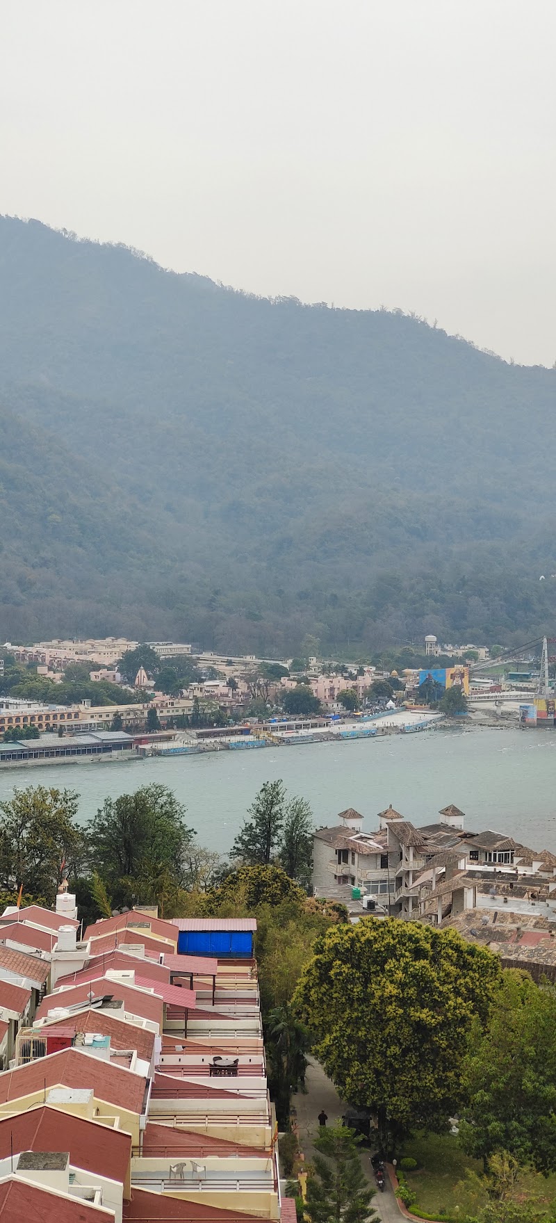 Luxury Penthouse- Ganga View by iTvara Leisure - Luxury Penthouse- Ganga View by iTvara Leisure 48F4+9X7 Retreat, Ganga Vatika, Rishikesh, Uttarakhand 249201, India