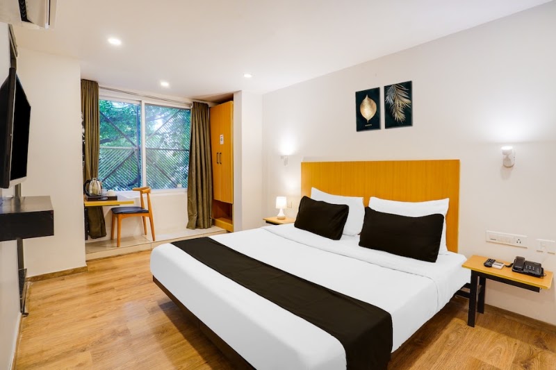 Super Townhouse Oak Indiranagar - Super Townhouse Oak Indiranagar, 137, 1st B cross Road, Domlur, 2nd stage, Indiranagar, Bengaluru, Karnataka 560071, India