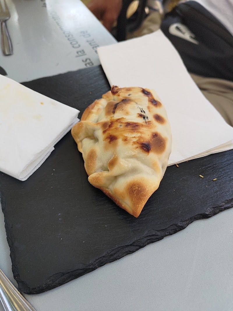 CHEF GUEVARA - CHEF GUEVARA Plaça de Sant Pere, 17007 Girona, Spain