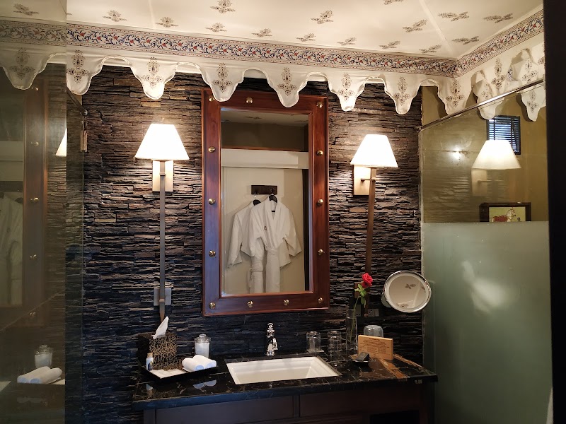 Taj Aravali Resort & Spa, Udaipur - Taj Aravali Resort & Spa, Udaipur No. 1, near Kodiyat, Forest, Kodiyat, Udaipur, Rajasthan 313031, India
