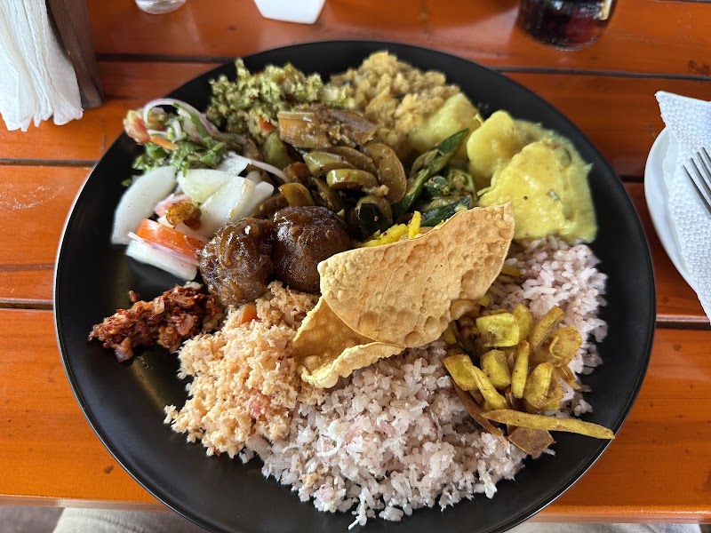 Smoky Kitchen - Smoky Kitchen No 100 Hambantota Road, Tissamaharama 82600, Sri Lanka