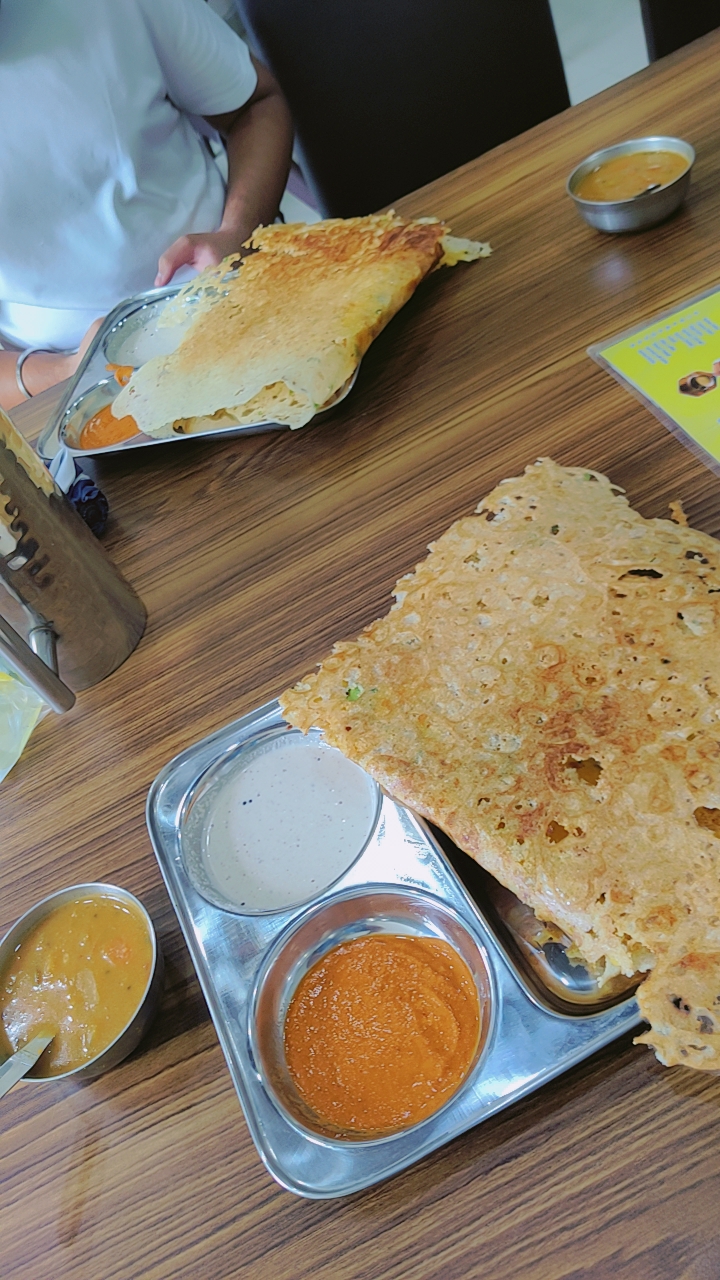 Madurai Meenakshi Bhawan South Indian Restaurant - Madurai Meenakshi Bhawan South Indian Restaurant 9XV7+HQ9, Sector 82, Gurugram, Haryana 122012, India