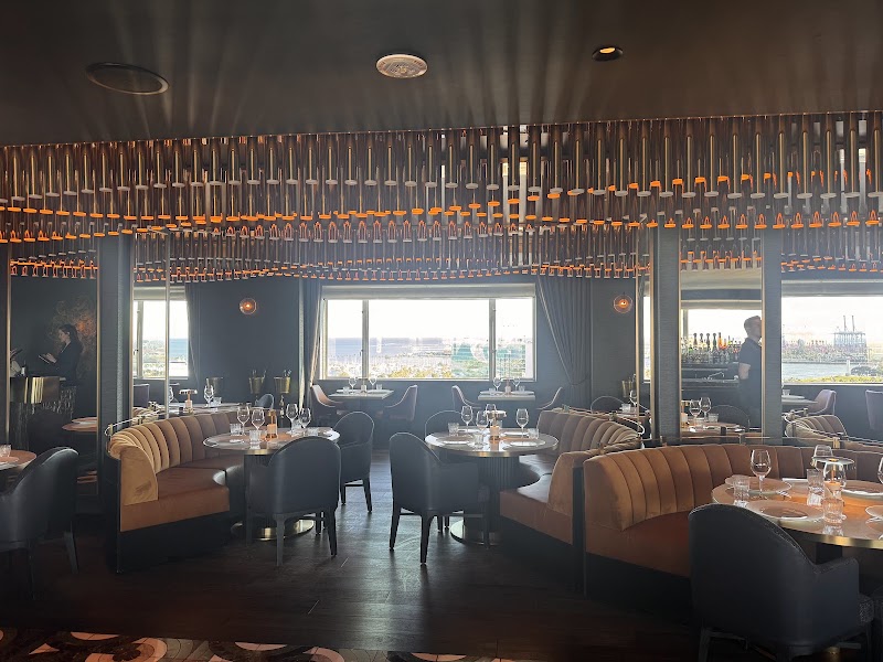 Sky Room - Sky Room 210 E Ocean Blvd, Long Beach, CA 90802, USA