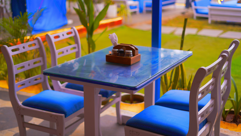 Zorba Vibes - Zorba Vibes Ashvem Beach, Road, opposite Wellnessinn, Mandrem, Goa 403527, India