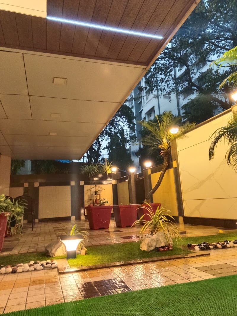 Hotel Karan Palace