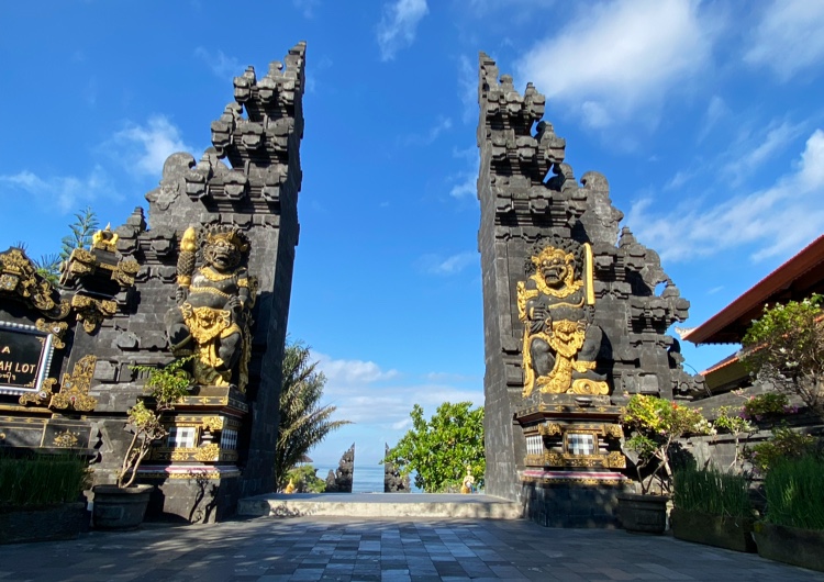 Tanah Lot - Tanah Lot Beraban, Kediri, Tabanan Regency, Bali 82121, Indonesia